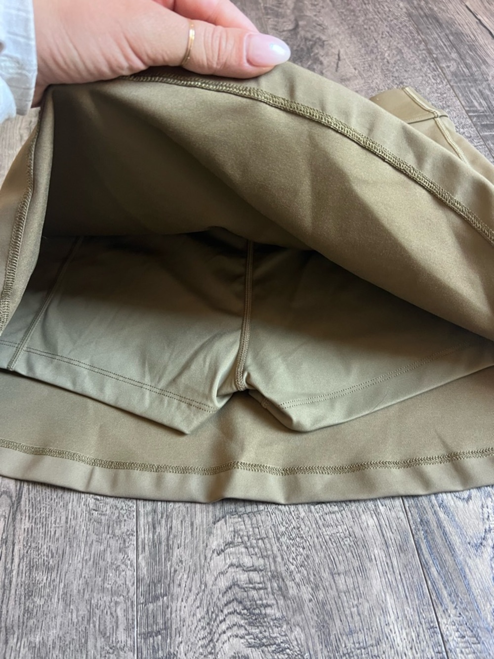 NEW Cream Yoga Carrie Bra Top & Evelyn Skort Set in Army Green - Picture 7 of 11